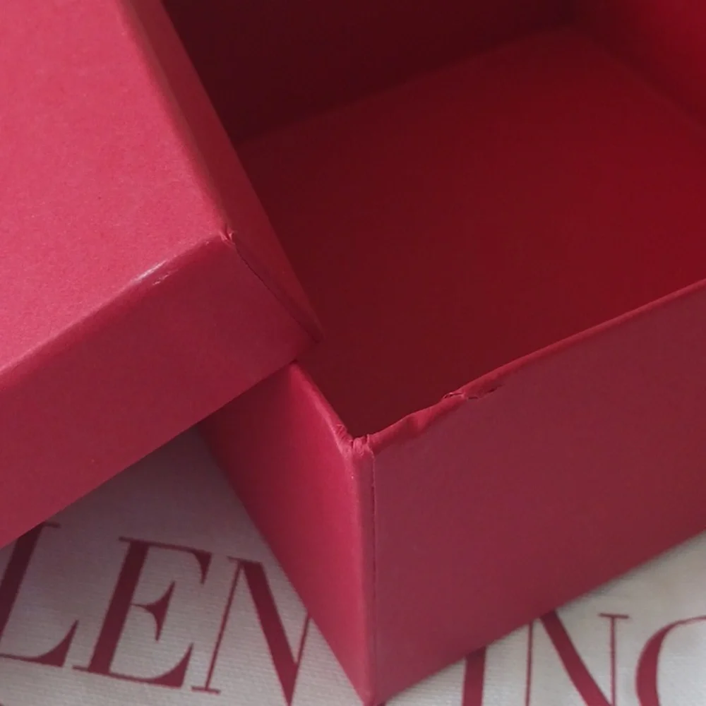 Valentino Garavani Red Box 6